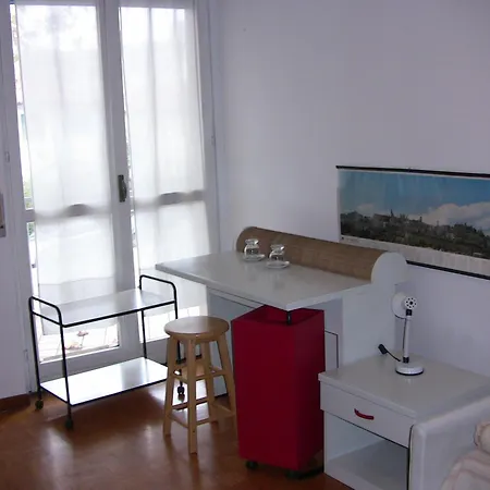 Bed & Breakfast Early Leaving Airport