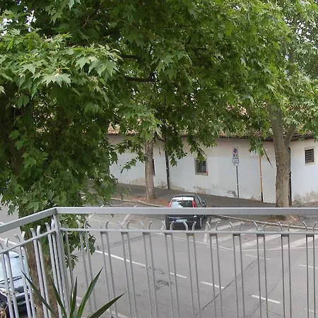 Bed & Breakfast Early Leaving Airport