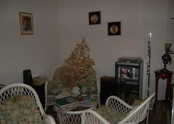 Early Leaving Airport 3* ברגמו